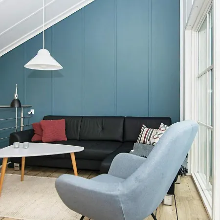 Ferienhaus Holiday Cxiv *